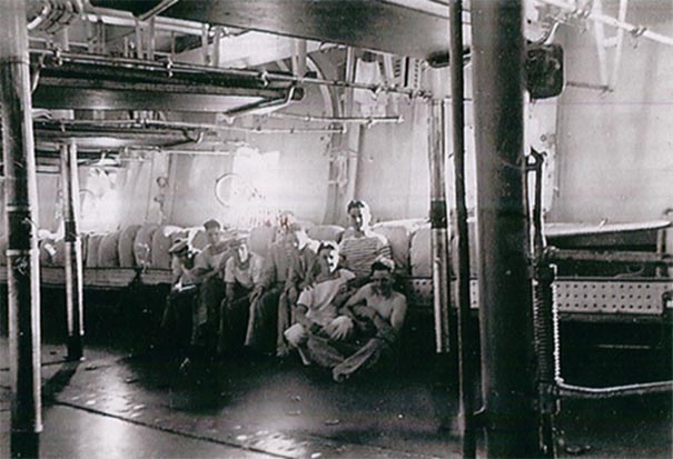 Montcalm Cruiser, The crew station