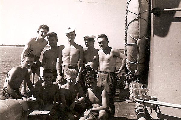 Montcalm Cruiser. Part of the radios in Red Sea: Nexer, Le Flem, Gros, s / m Denis, Congar me, Gourlaouen, Hugues, Bombardier, Rizetto
