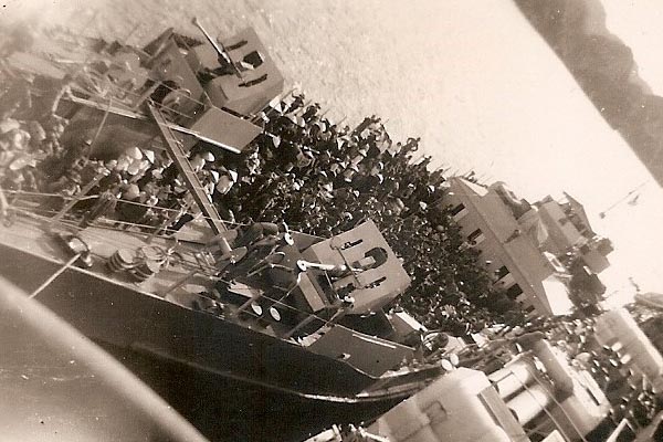 Embarkation of refugees in Halong Bay
