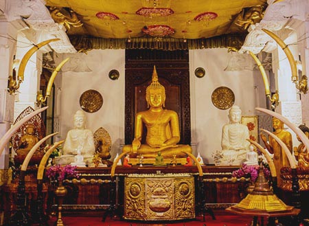 Sri Dalada Maligawa.T he pagoda of Buddha's tooth in Kandy